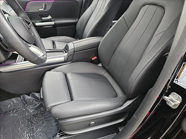 Used 2025 Mercedes-Benz GLA 250 image 16