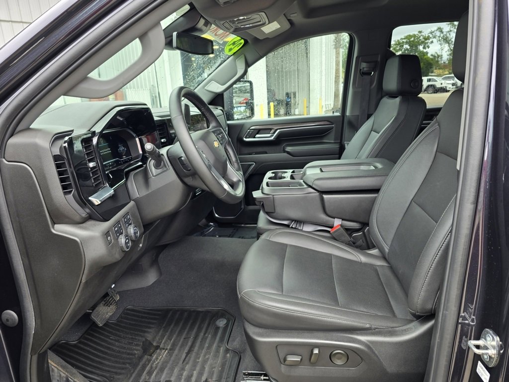 Used 2024 Chevrolet Silverado 2500 LTZ image 21