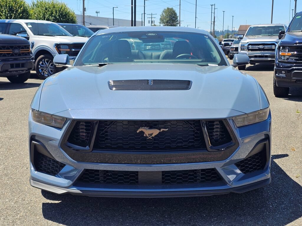 New 2026 Ford Mustang GT Premium w/ GT Performance Package RWD image 9