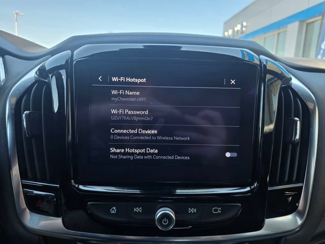 Used 2023 Chevrolet Traverse LT w/ Rear Camera Mirror Package AWD/4WD image 18