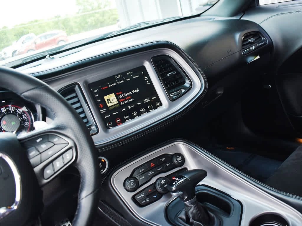 Used 2023 Dodge Challenger R/T w/ Plus Package image 17