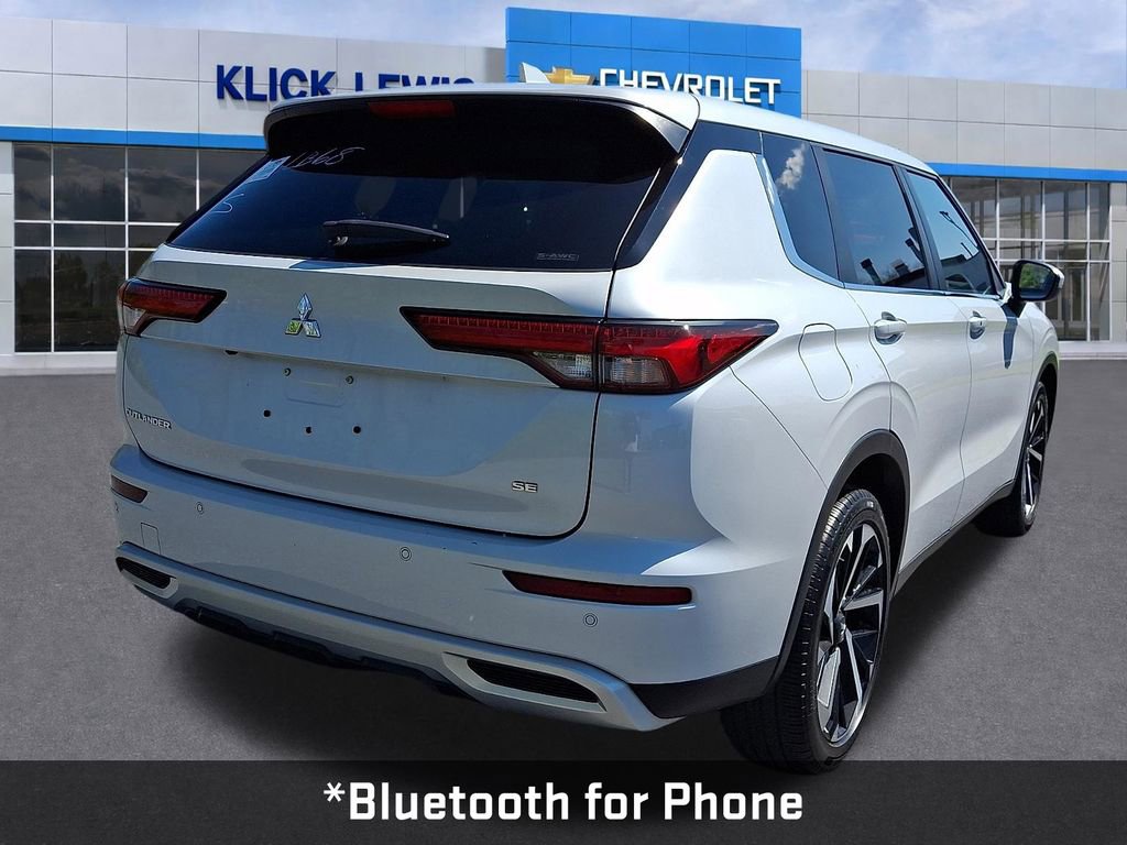 Used 2022 Mitsubishi Outlander SE image 8