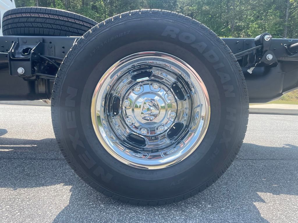 New 2026 RAM 3500 Tradesman AWD/4WD image 9