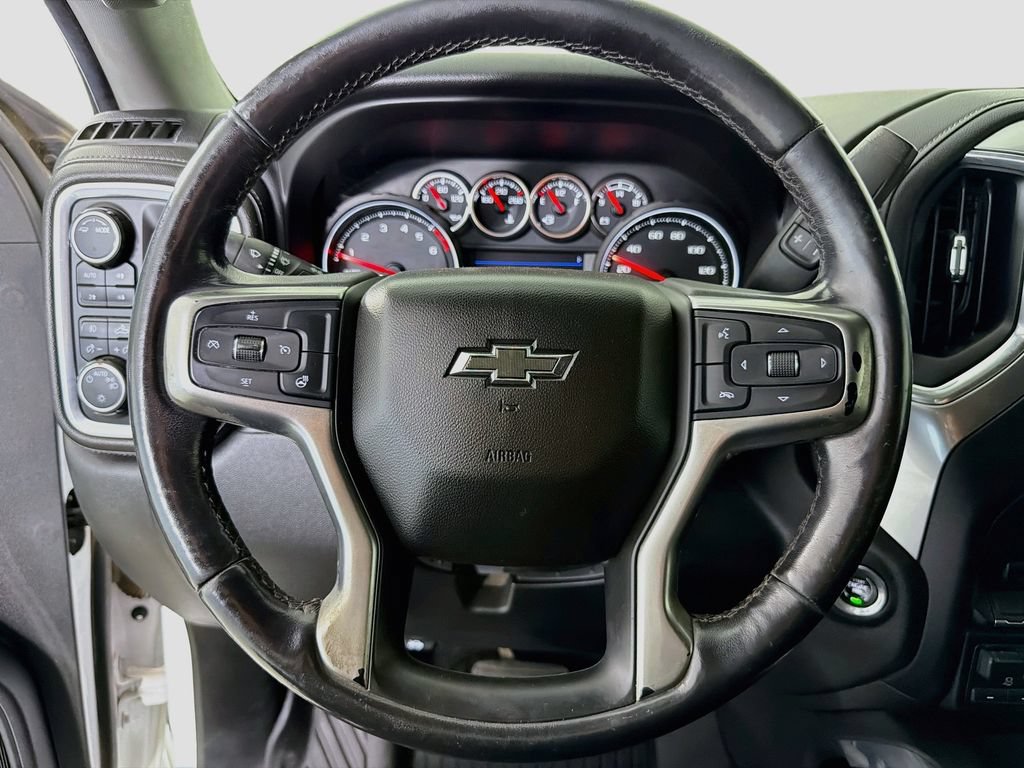 Used 2020 Chevrolet Silverado 1500 RST AWD/4WD image 15