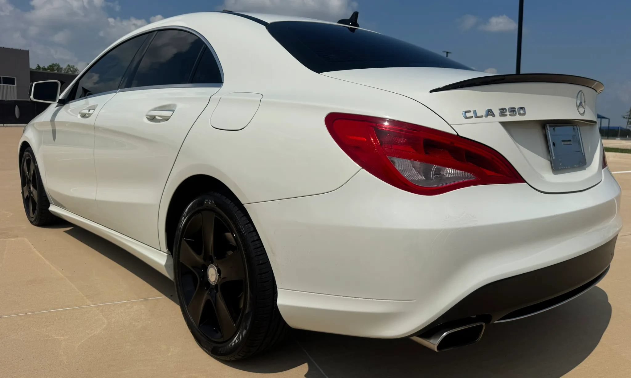 Used 2016 Mercedes-Benz CLA 250 image 14