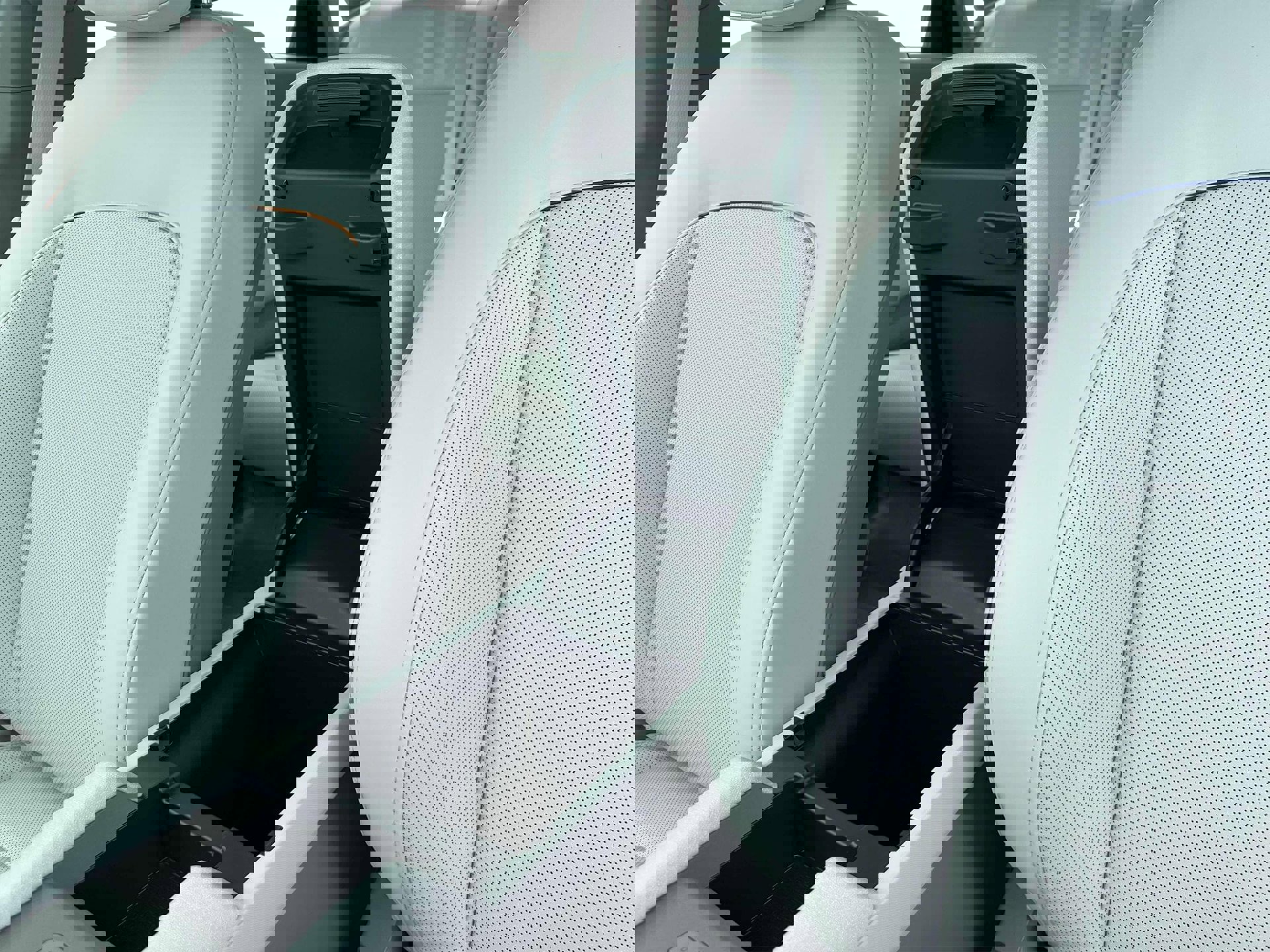 New 2024 Hyundai Ioniq 6 SEL image 18