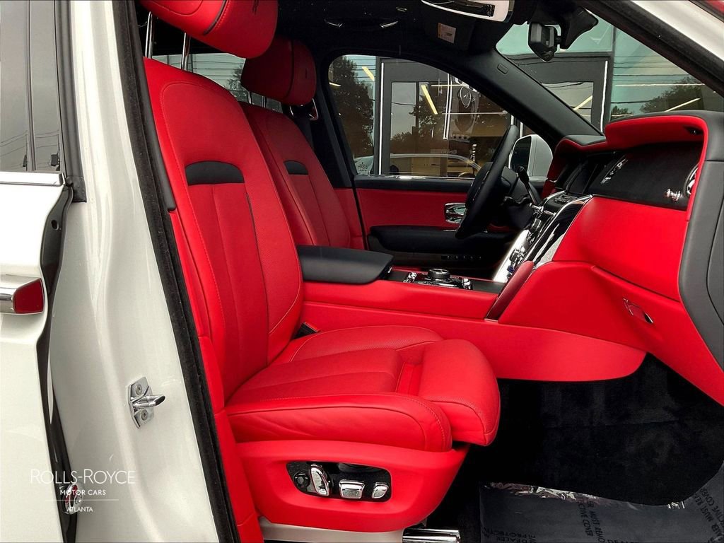 Certified 2022 Rolls-Royce Cullinan image 9