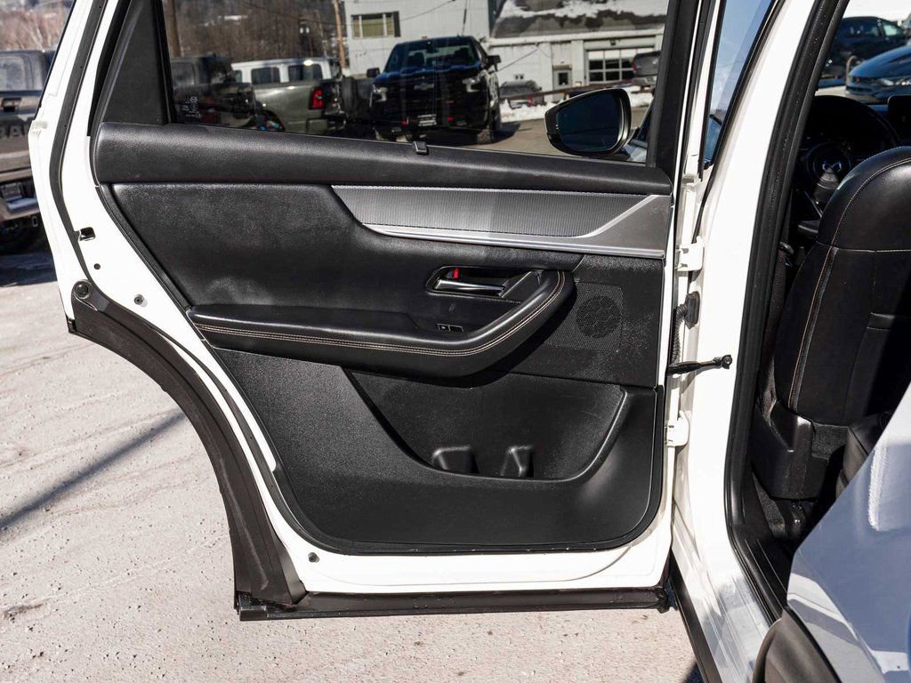Used 2024 MAZDA CX-90 Plug-In Hybrid w/ Premium Plus image 14