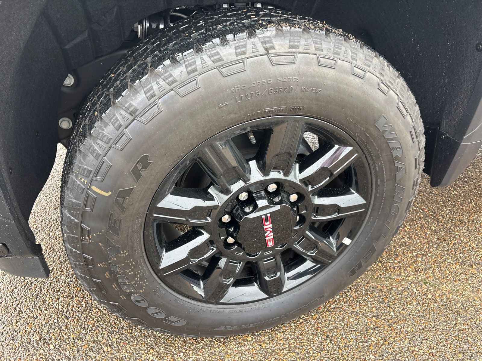 New 2026 GMC Sierra 2500 AT4 w/ AT4 Premium Plus Package AWD/4WD image 36