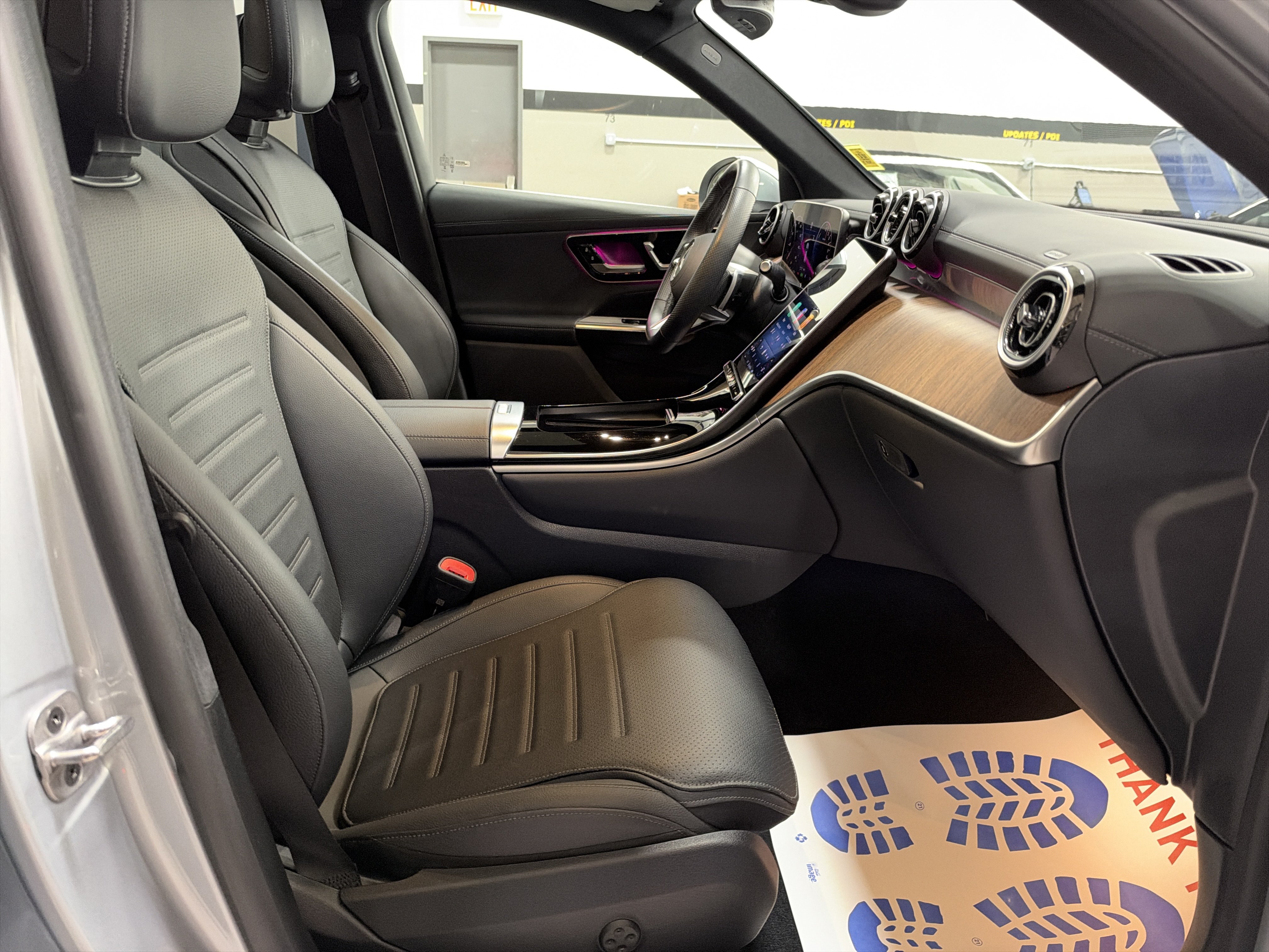 Certified 2025 Mercedes-Benz GLC 350e 4MATIC image 30