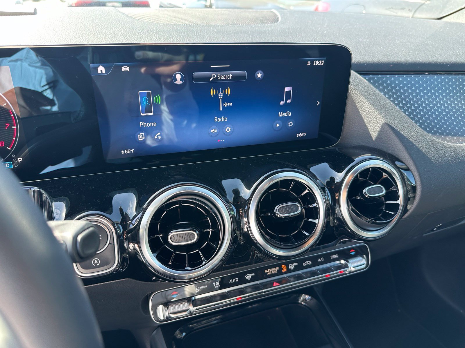 Used 2026 Mercedes-Benz GLA 250 image 5
