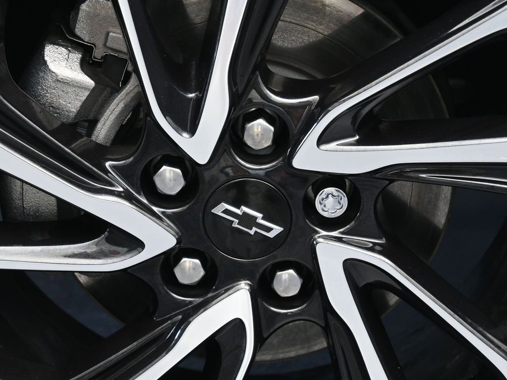 Used 2023 Chevrolet Bolt EUV Premier image 41