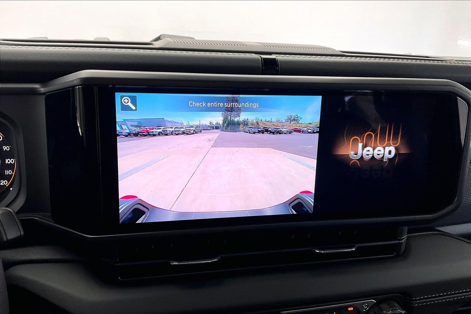 New 2026 Jeep Gladiator Rubicon w/ Steel Power Dome Hood Package AWD/4WD image 13