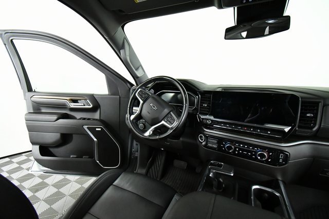 Used 2024 Chevrolet Silverado 1500 RST w/ Convenience Package II image 19