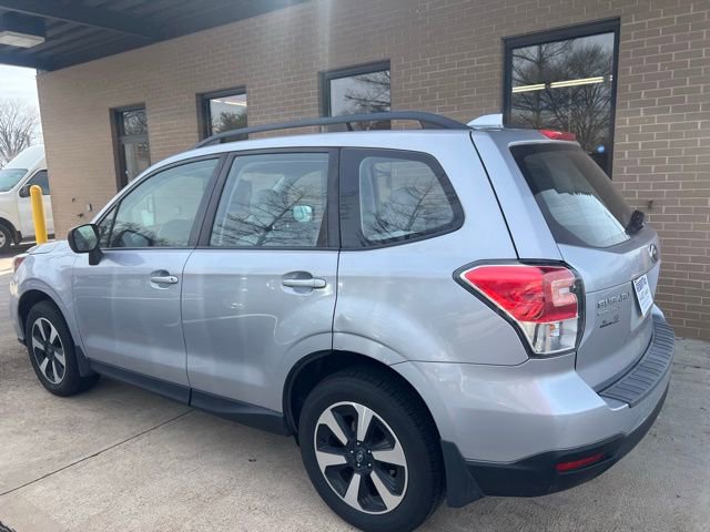 Used 2018 Subaru Forester 2.5i w/ Alloy Wheel Package image 6