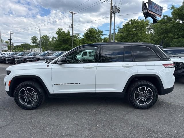 Used 2022 Jeep Grand Cherokee Trailhawk AWD/4WD image 14