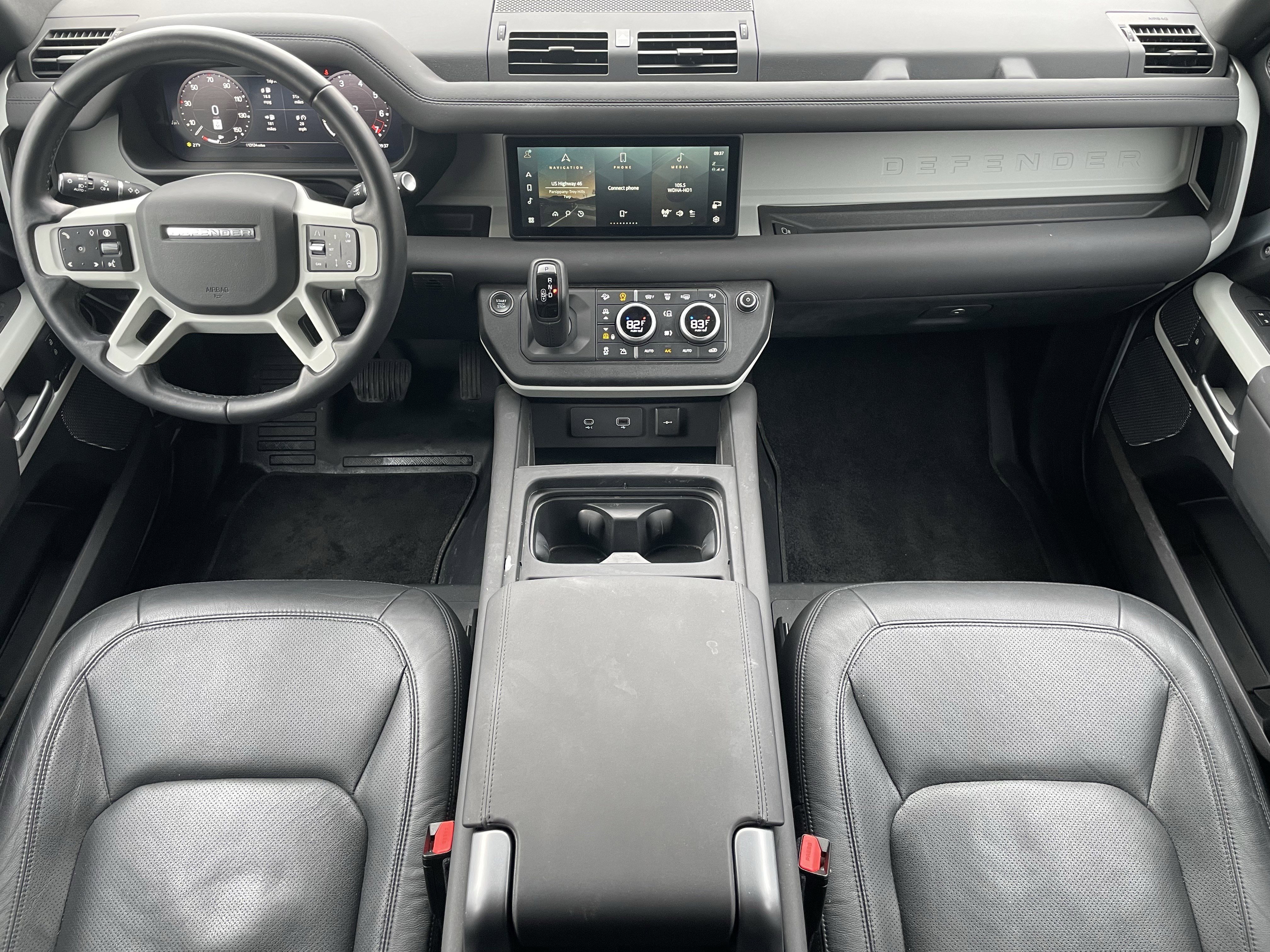 Used 2024 Land Rover Defender 110 S image 16