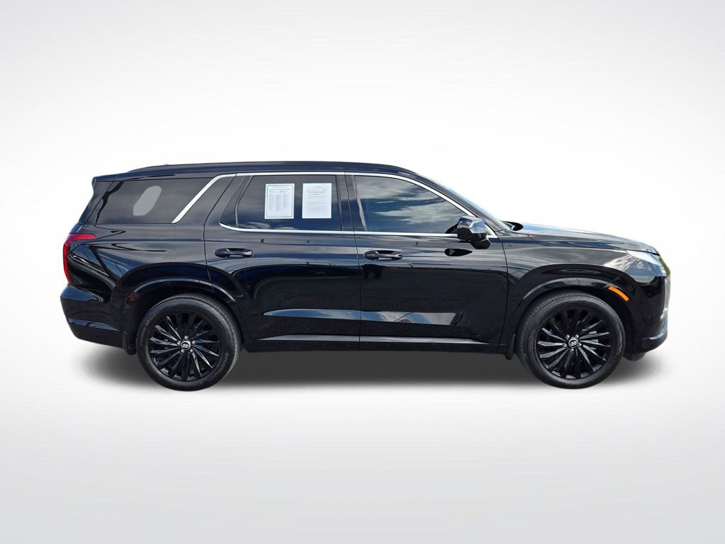 Used 2025 Hyundai Palisade Calligraphy AWD/4WD image 2