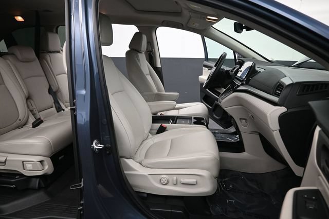 Used 2025 Honda Odyssey EX-L image 18