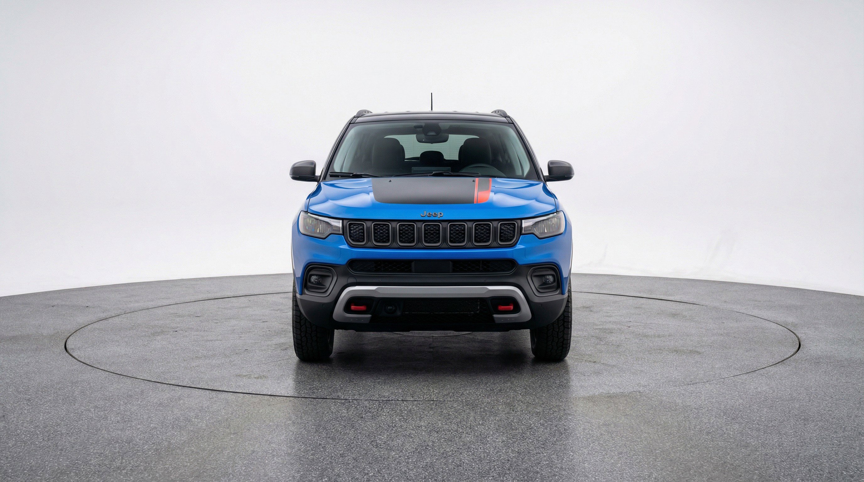 Used 2025 Jeep Compass Trailhawk AWD/4WD image 2