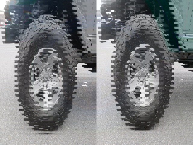 Used 2000 Jeep Wrangler Sahara image 9