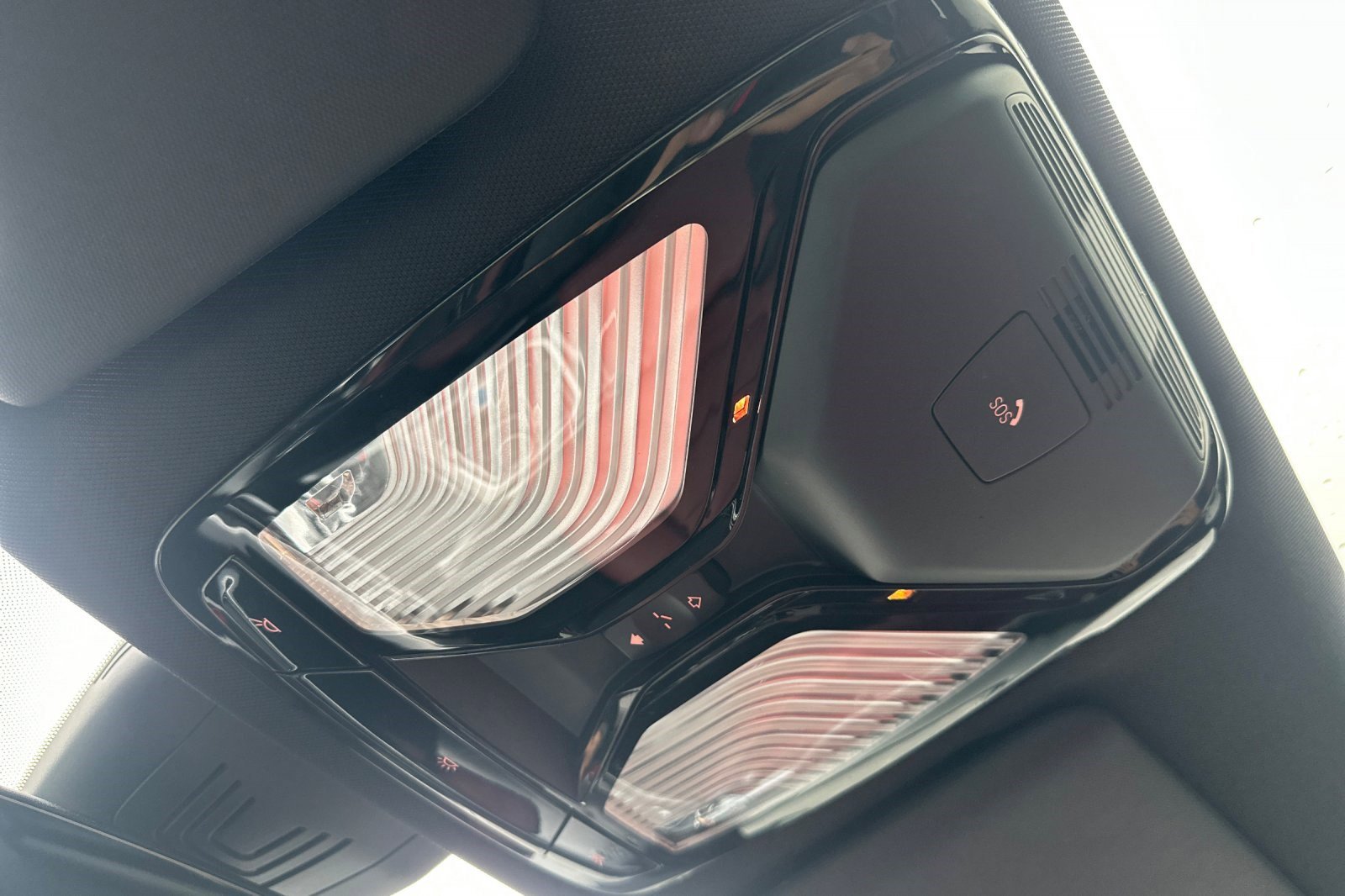 Used 2023 BMW i4 eDrive40 w/ M Sport Package image 22