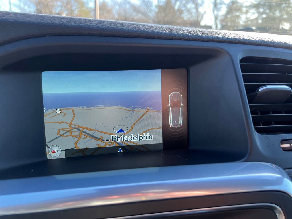 Used 2015 Volvo V60 T5 Premier w/ Convenience Package image 26