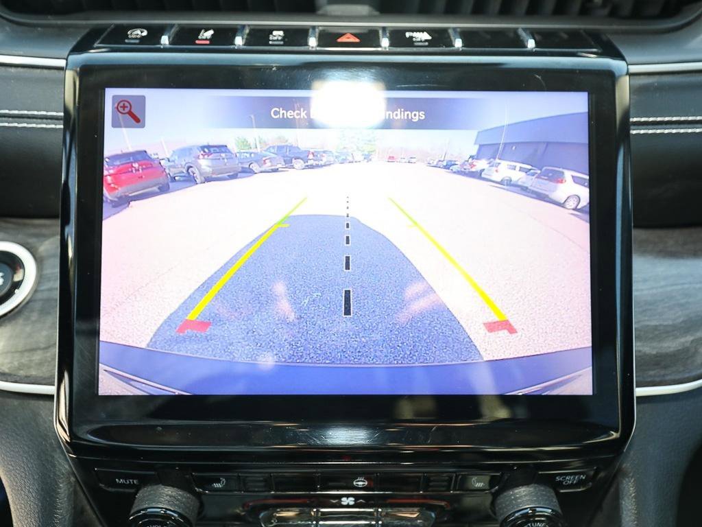 Used 2021 Jeep Grand Cherokee L Limited w/ Trailer Tow Package image 18