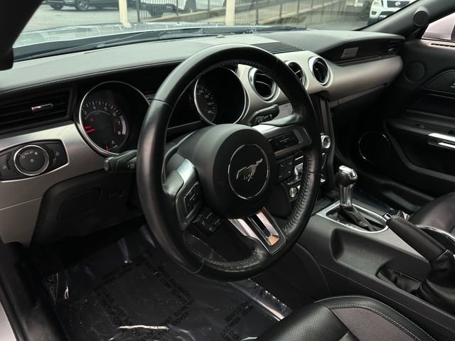 Used 2022 Ford Mustang Premium image 15