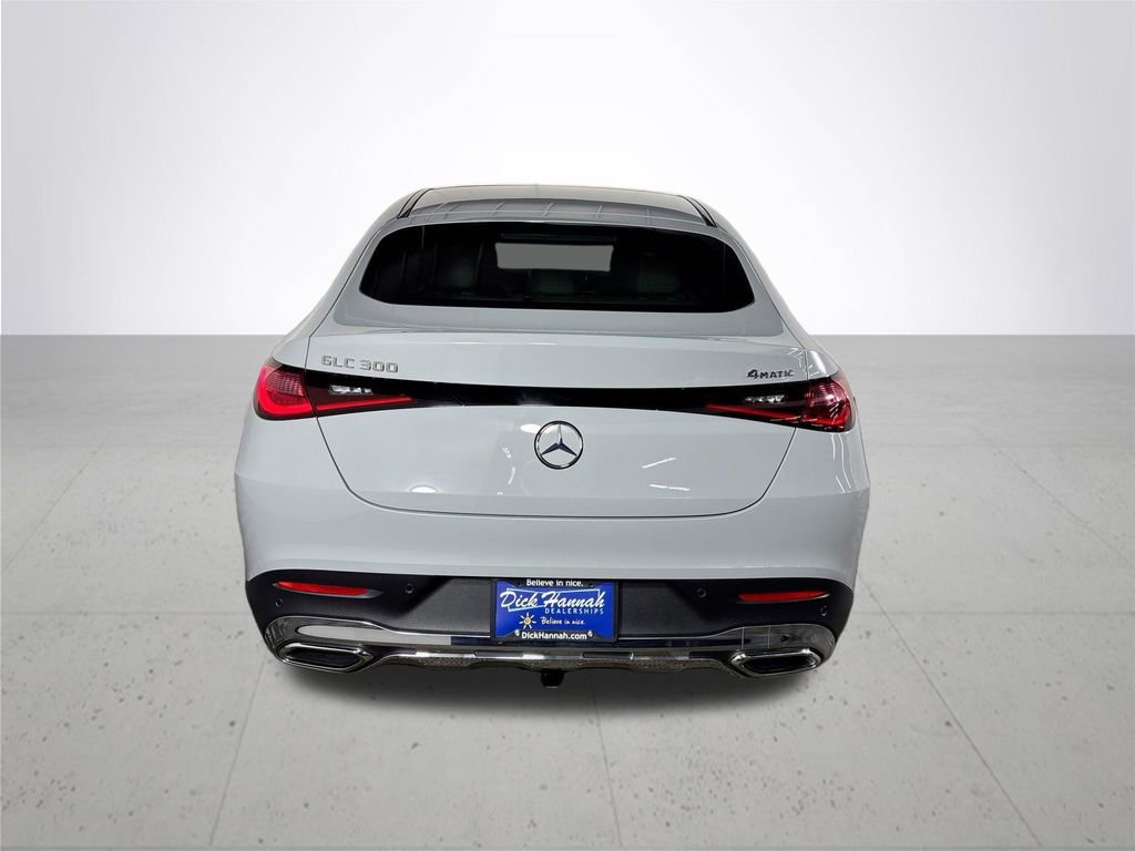 Used 2025 Mercedes-Benz GLC 300 4MATIC image 7