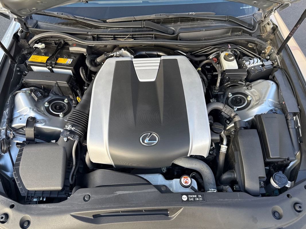 Used 2022 Lexus IS 350 F Sport image 11