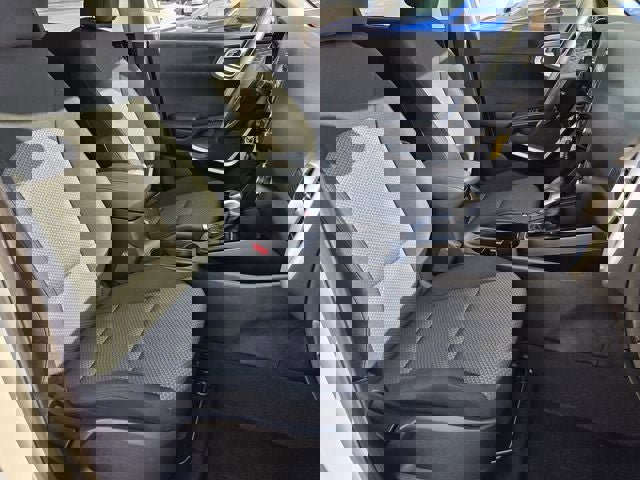 Used 2025 Kia Soul LX image 16