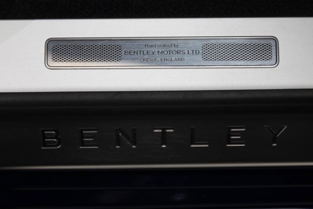 Used 2021 Bentley Flying Spur W12 image 61