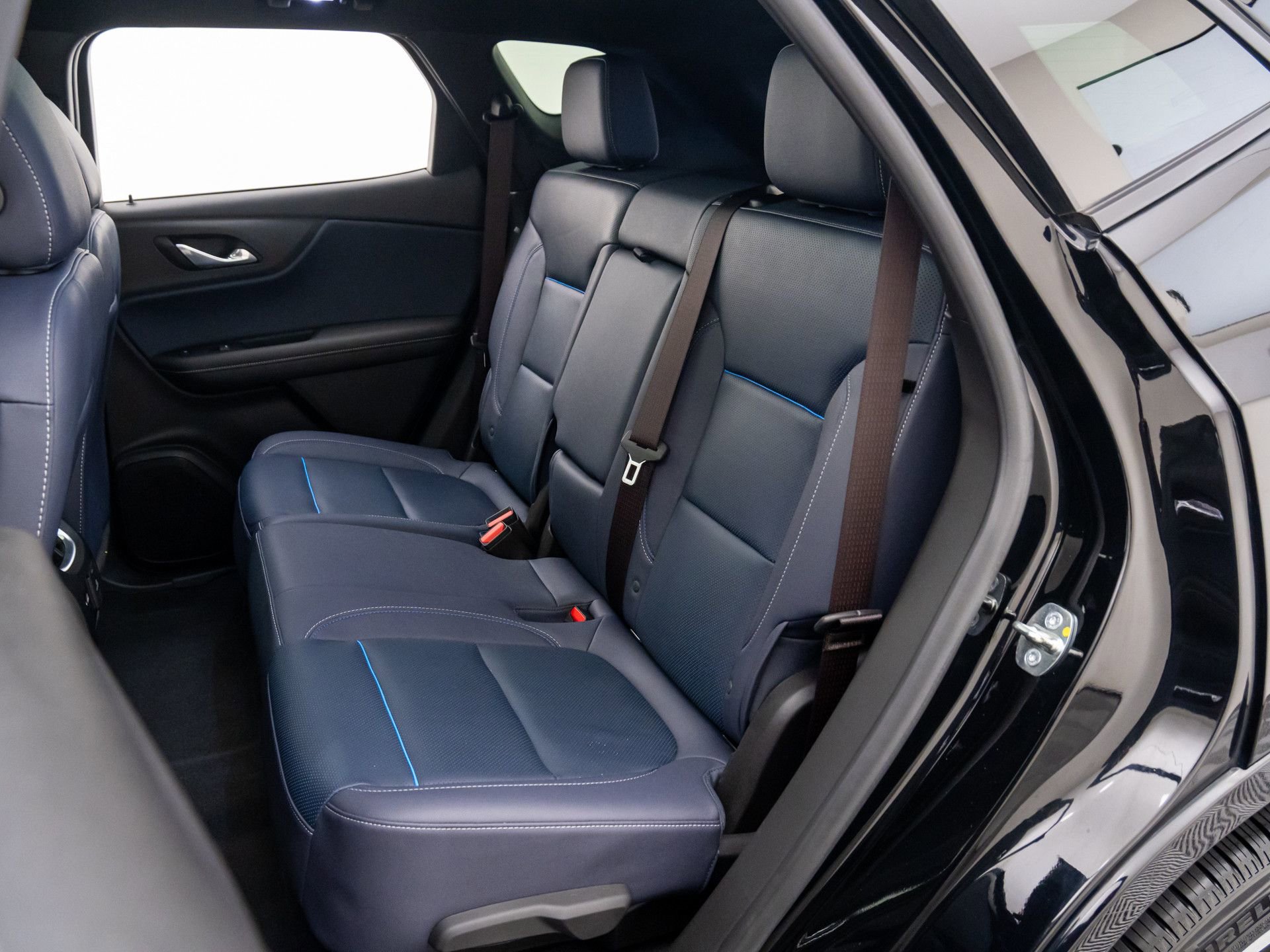 Used 2023 Chevrolet Blazer RS w/ Driver Confidence II Package image 21