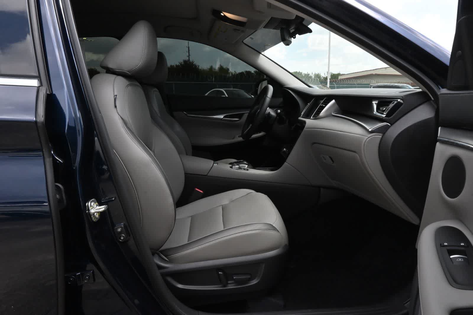 Used 2023 INFINITI QX50 Luxe FWD image 24