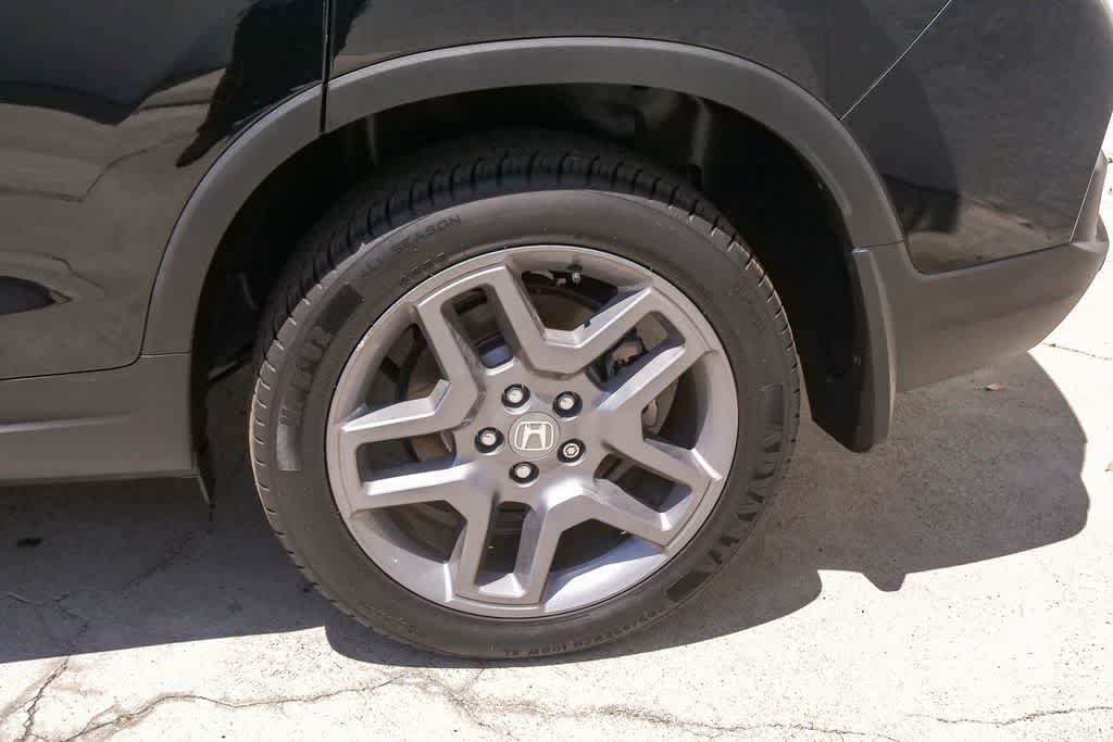 Used 2023 Honda Passport EX-L image 5