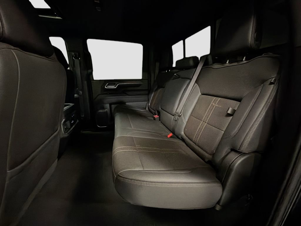 Used 2024 Chevrolet Silverado 3500 High Country w/ Midnight Edition AWD/4WD image 27