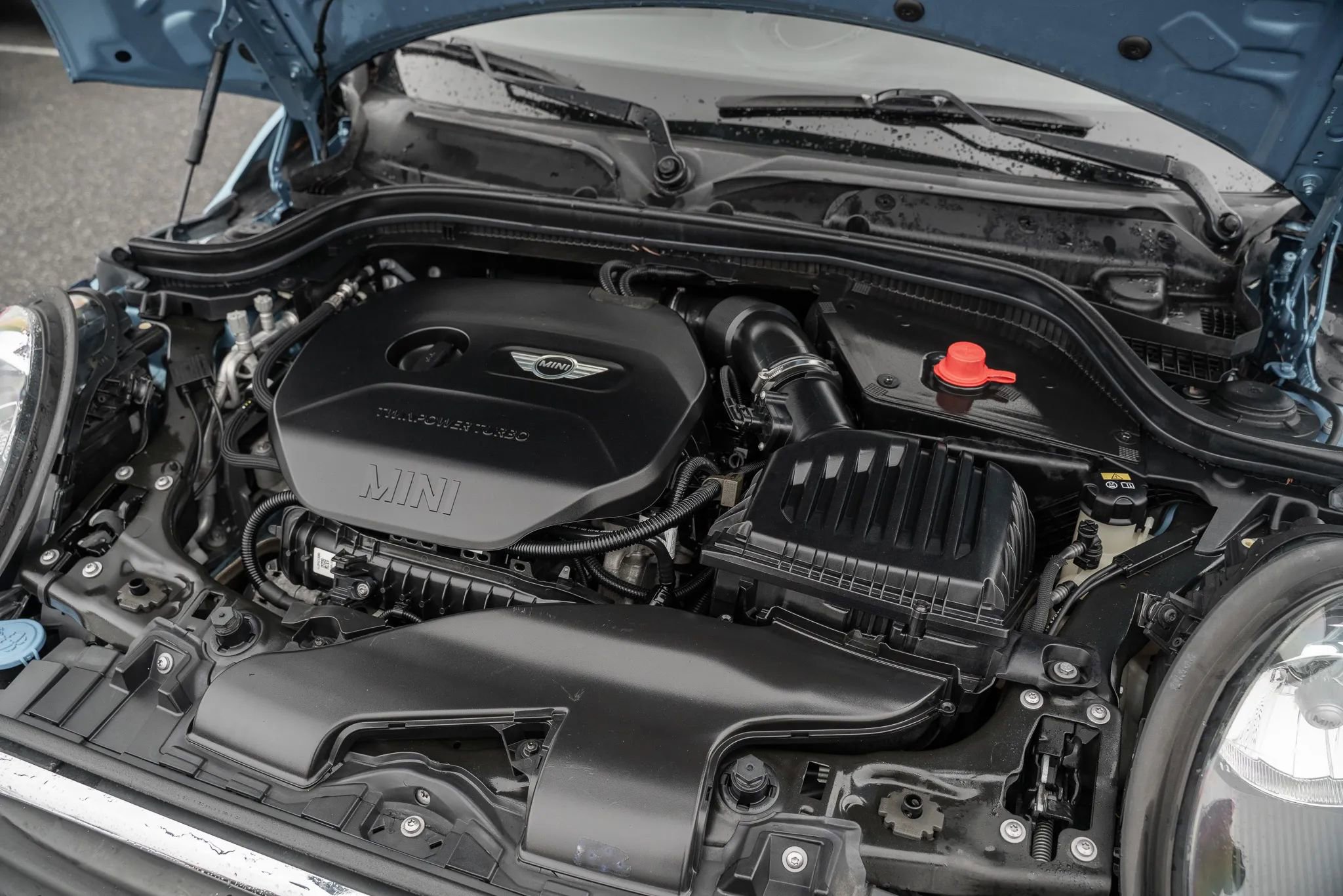 Used 2019 MINI Cooper 2-Door Hardtop image 24