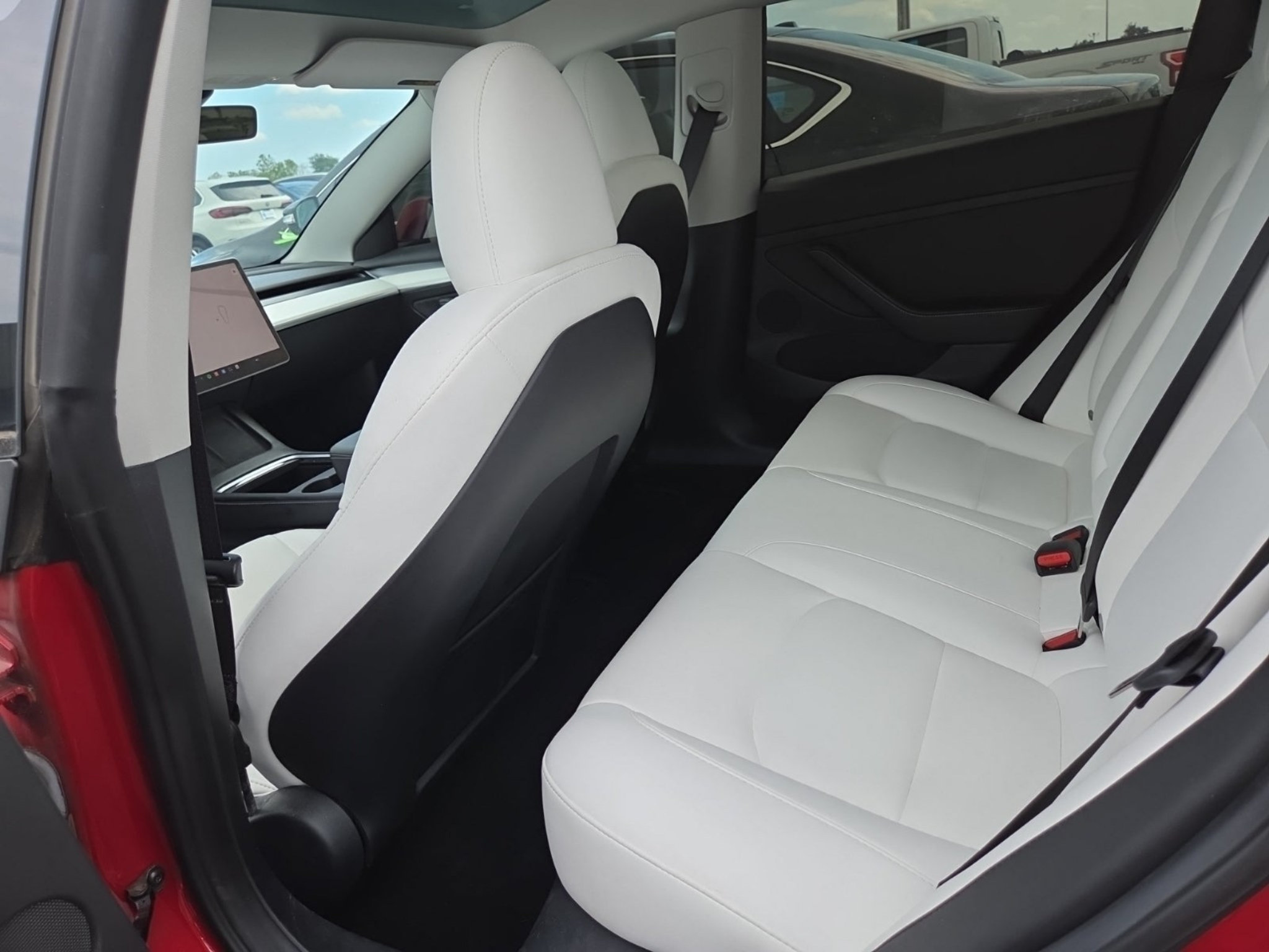 Used 2023 Tesla Model 3 Standard Range RWD image 3