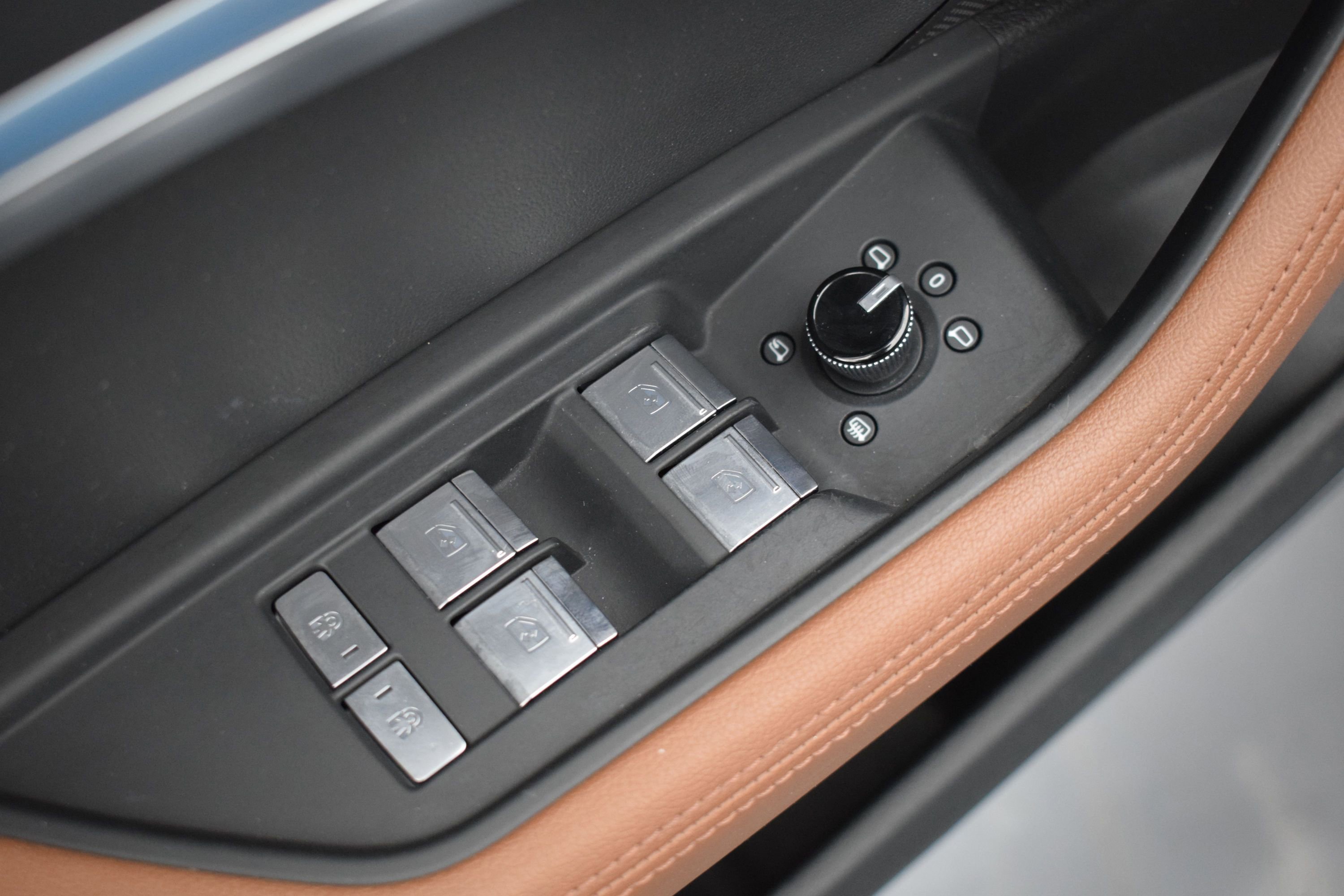 Used 2019 Audi e-tron Premium Plus AWD/4WD image 21