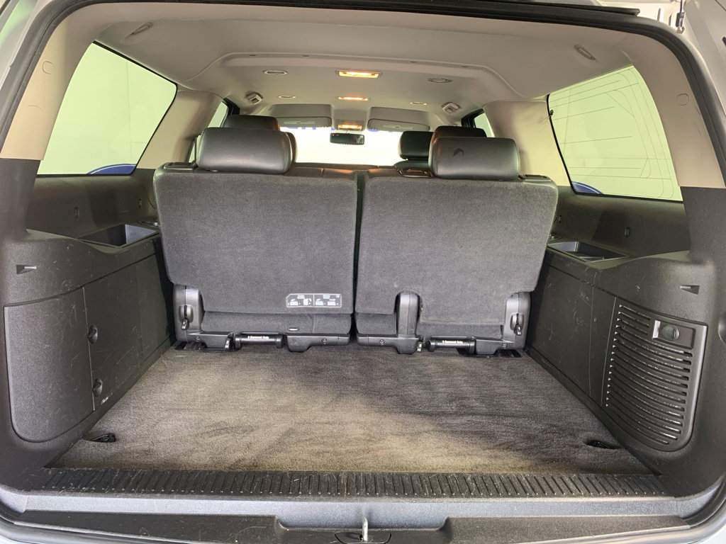 Used 2013 Chevrolet Suburban LT image 34