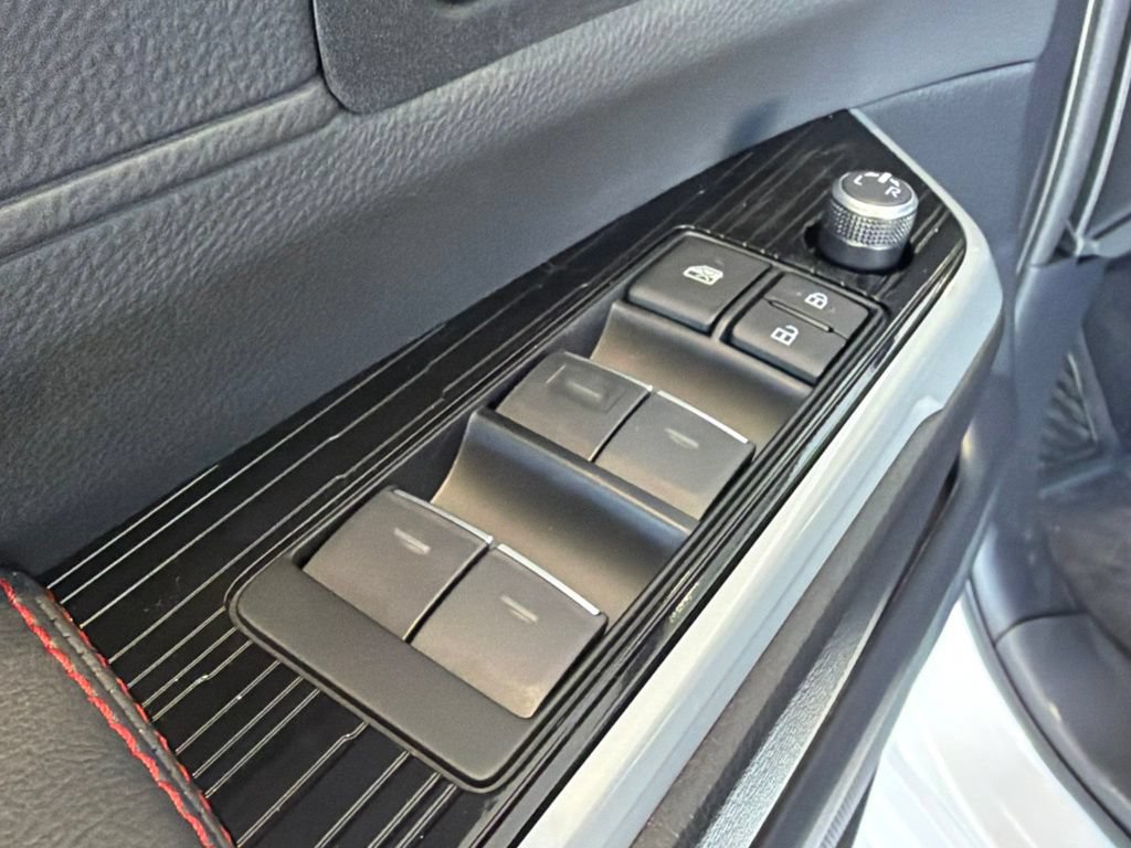 New 2026 Toyota Sienna XSE FWD image 16