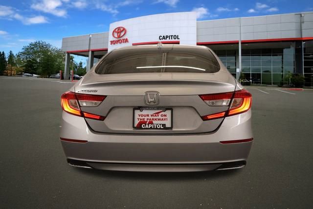 Used 2018 Honda Accord EX image 3