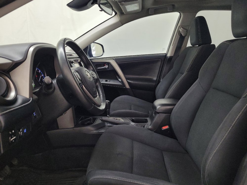 Used 2018 Toyota RAV4 XLE w/ Plus Extra Value Package AWD/4WD image 17