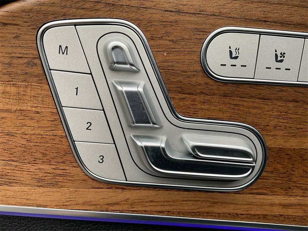 Used 2025 Mercedes-Benz GLE 350 4MATIC image 32