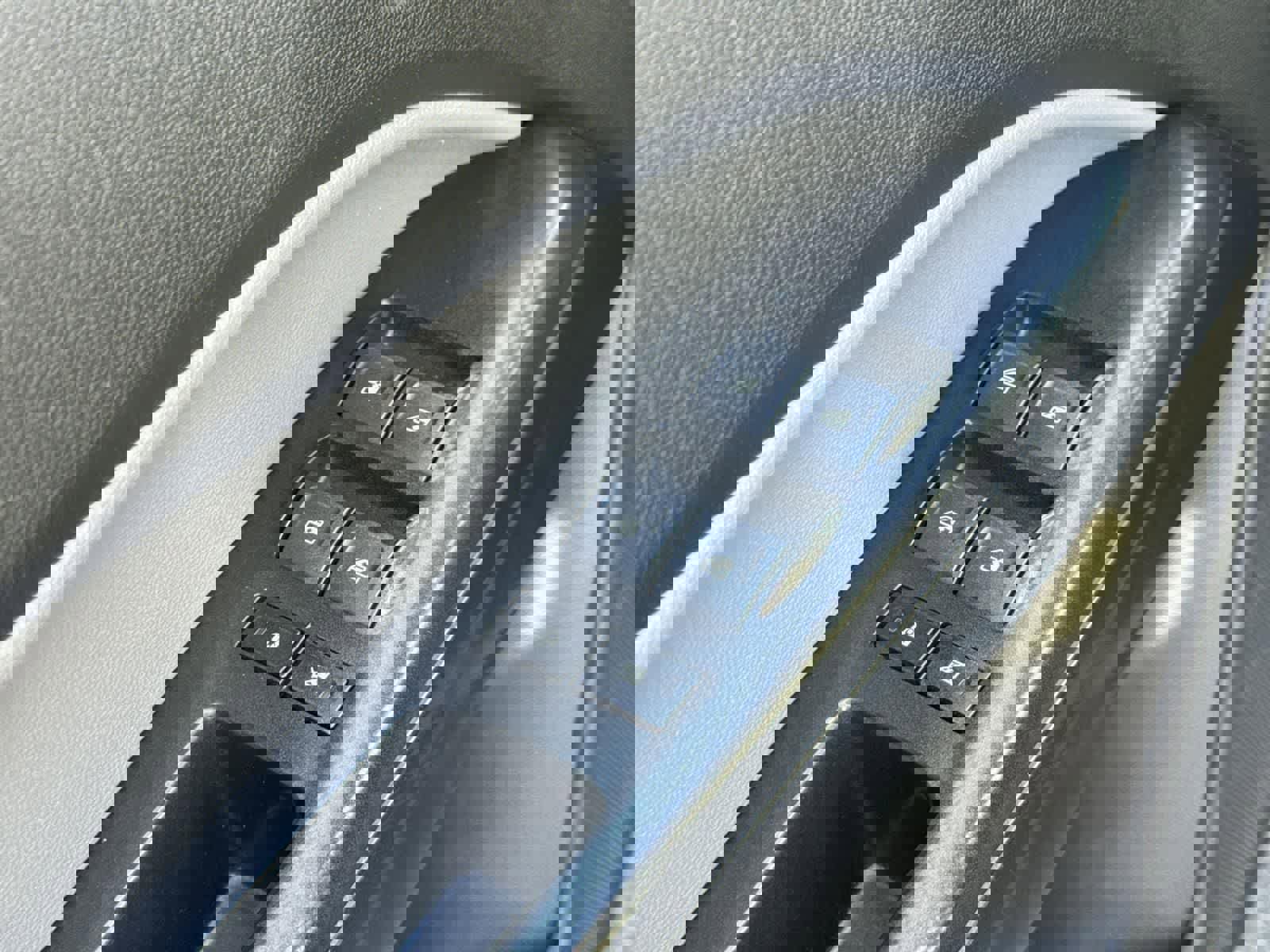 Used 2018 Chevrolet Colorado W/T w/ WT Convenience Package image 15