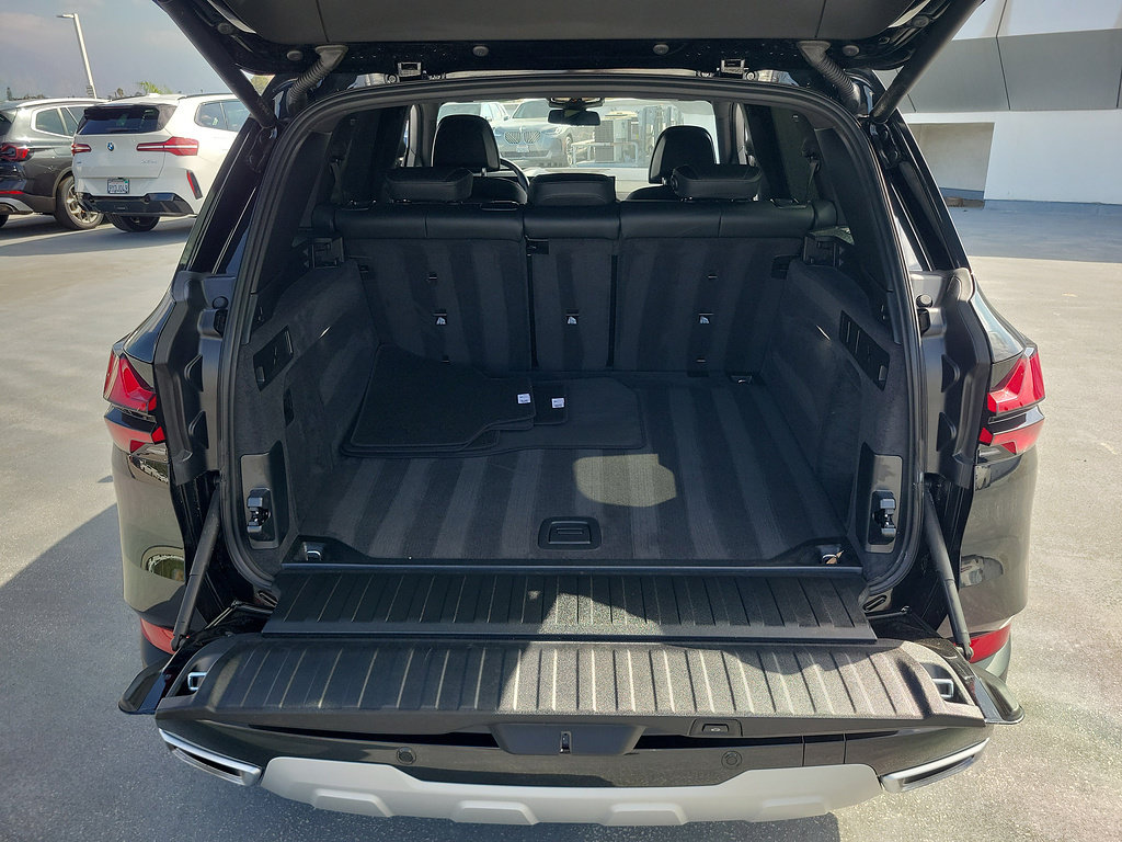 Used 2026 BMW X5 sDrive40i w/ Climate Comfort Package RWD image 9