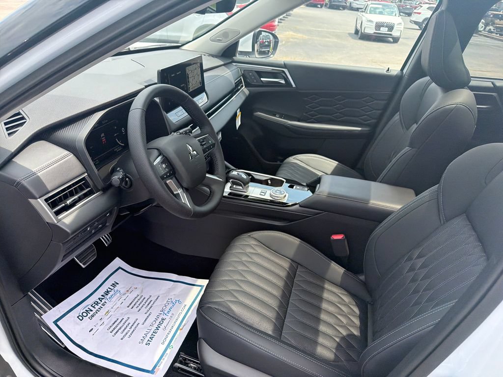 New 2026 Mitsubishi Outlander SEL AWD/4WD image 16