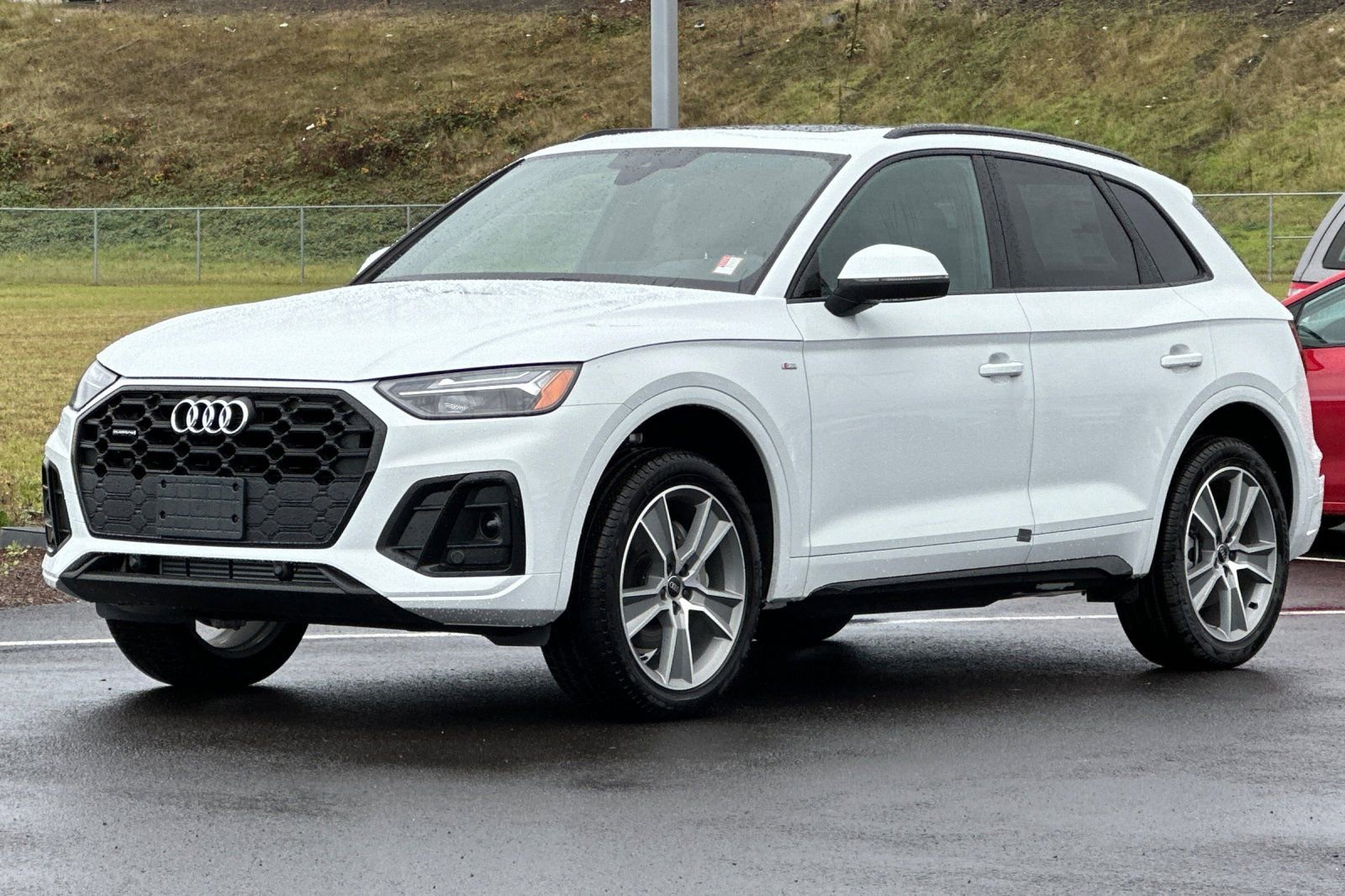 Used 2025 Audi Q5 2.0T Premium w/ Convenience Plus Package AWD/4WD image 7