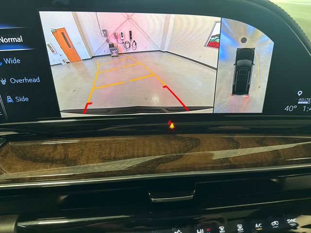 Used 2022 Cadillac Escalade ESV Sport Platinum w/ Heavy-Duty Trailer Package image 12